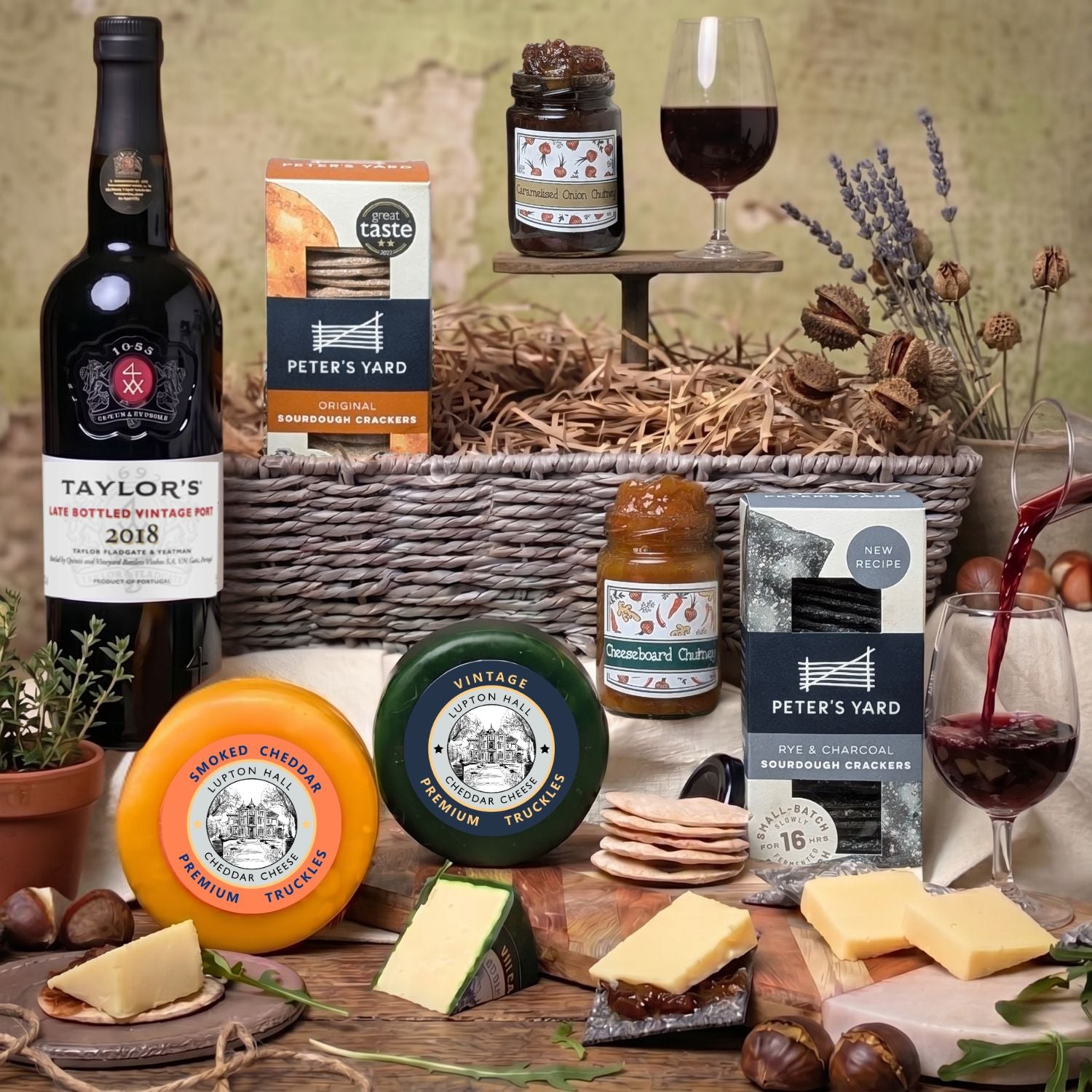 Port and Cheese Hamper | Luxury Cheese and Port Gift